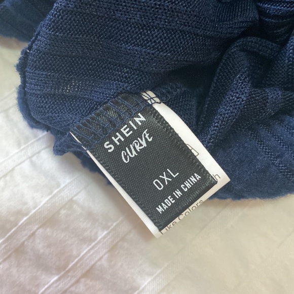 SHIEN Slouchy Longsleeve V-Neck Navy Blue Sweater Size XL - Picture 3 of 3